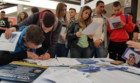 Održan  „Dan otvorenih vrata”  u srednjoj školi u Ugljeviku